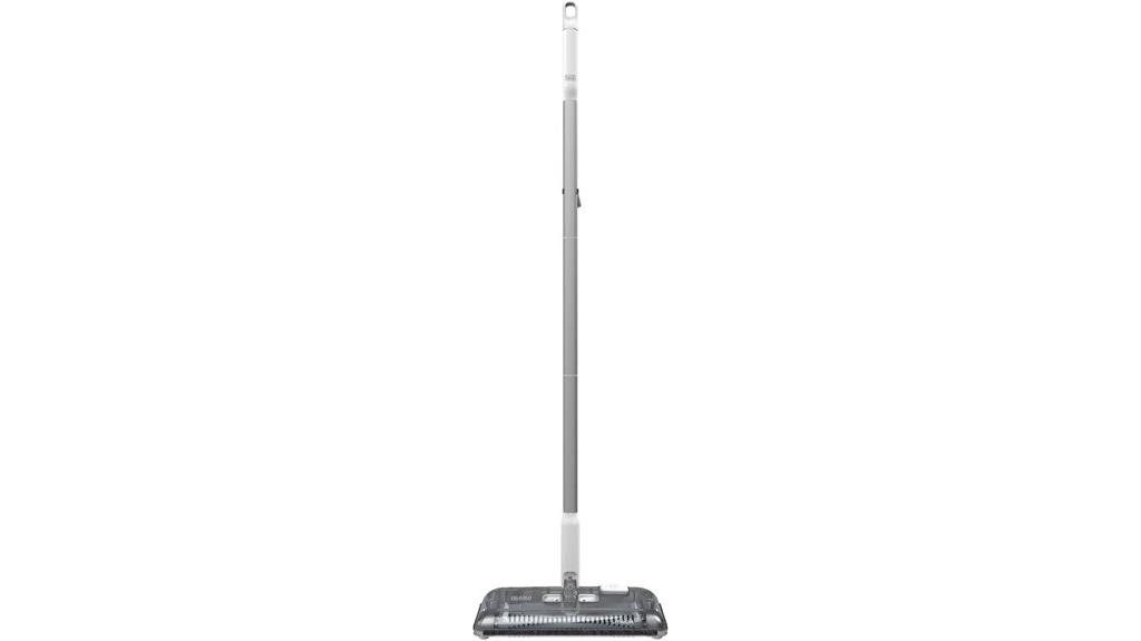 cordless floor cleaning device